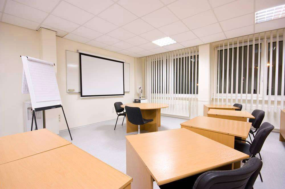 听力高分秘籍：针对练习，及时纠错！