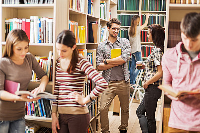 光环下的留学生，压力到底有多大？