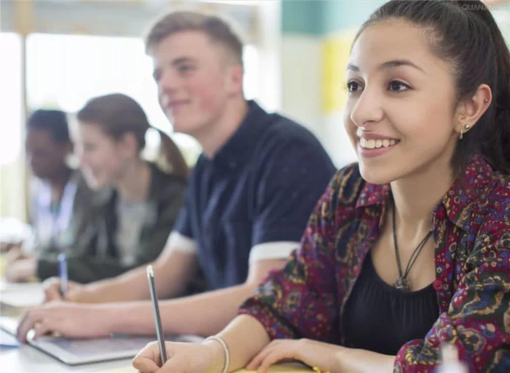 选雅思一对一班时，应该看什么？